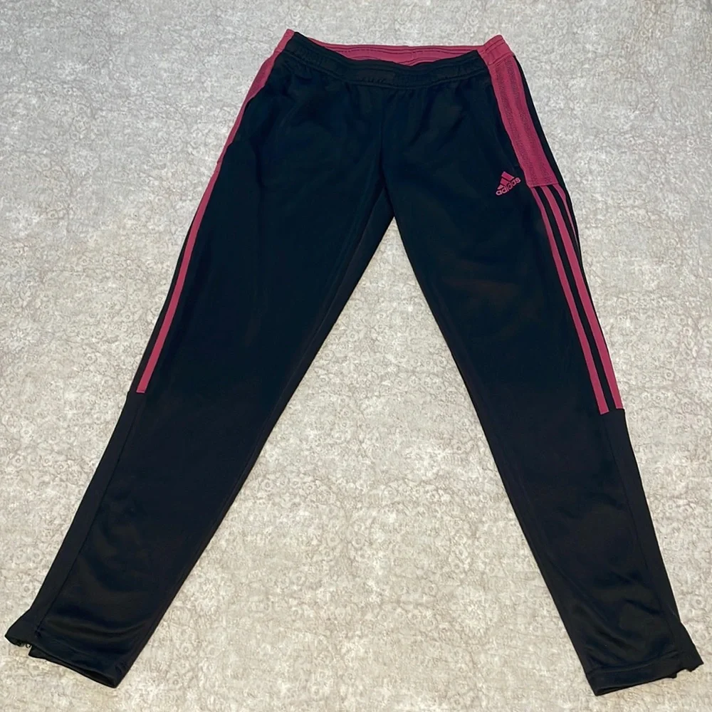 Adidas jogger pants (M) - Picture 1 of 3
